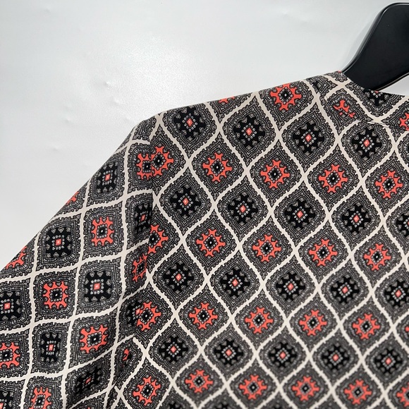 Ann Taylor Blouse Women’s Large Petite Multicolor Long Sleeve Polyester Blend - Picture 11 of 15